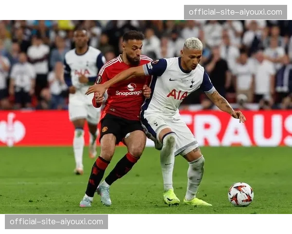 阿森纳替补席深度优势明显 伤病潮下轮换选择仍充足 阿森纳替补席深度优势明显 伤病潮下轮换选择仍充足